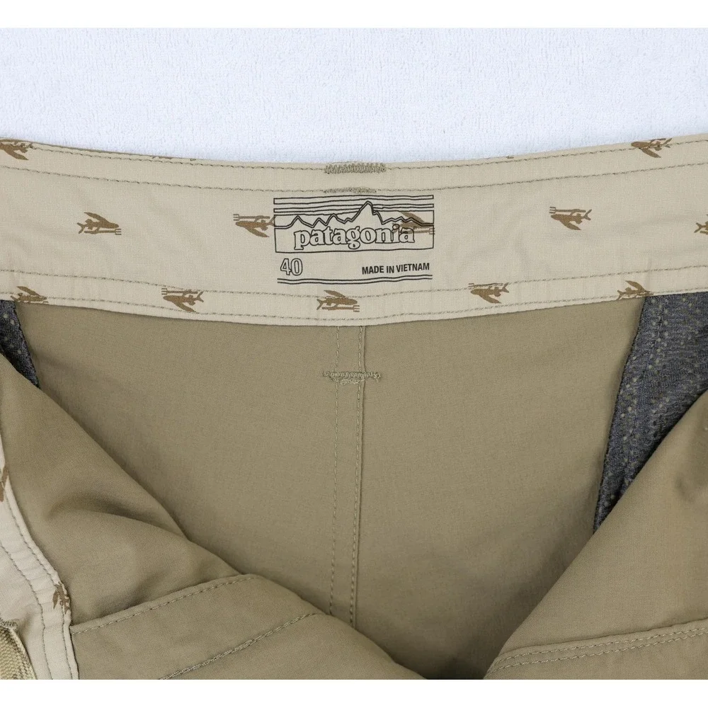 Patagonia Wavefarer Walk Shorts Mens 40 Tan Drawstring Casual Hiking Hybrid